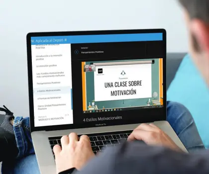 MOCKUP LAPTOP MÁS USADO (1)